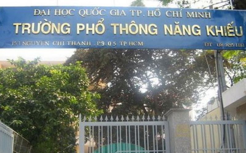 Trường THPT Năng Khiếu – Tp Hồ Chí Minh 