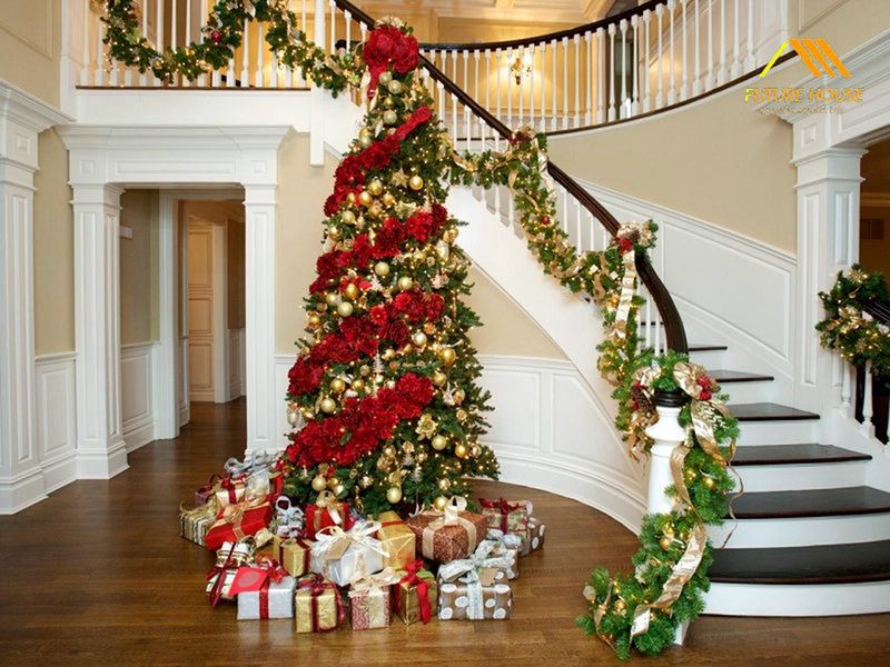 Trang trí Noel cho cầu thang trong nhà