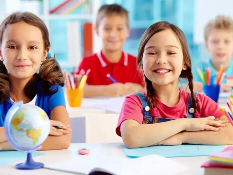 Lứa tuổi phù hợp học ngoại ngữ: 6 - 10 