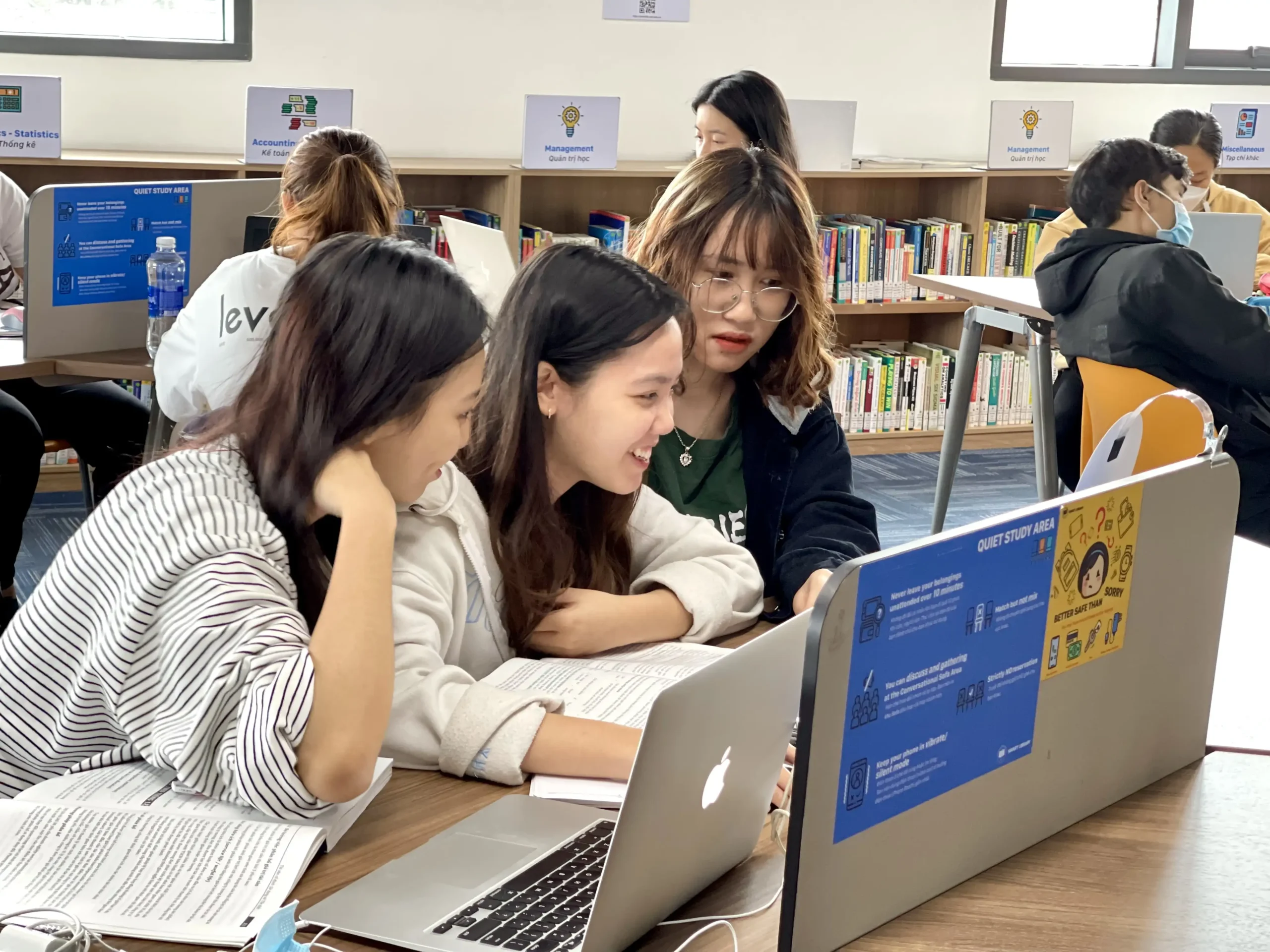 Những điều ba mẹ cần tránh khi trẻ trong lứa tuổi phù hợp học ngoại ngữ