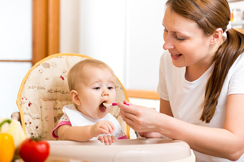 Chế độ dinh dưỡng khi chăm sóc trẻ bị ốm trên 6 tháng tuổi