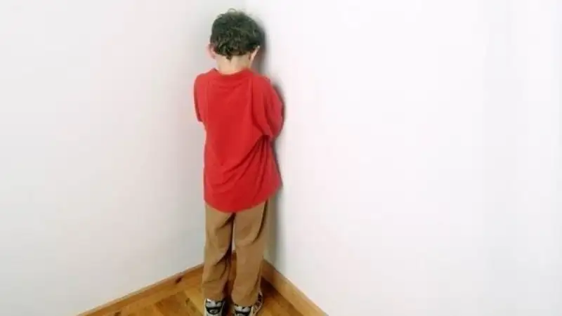 Uốn nắn trẻ hư bằng phương pháp "Time-out"
