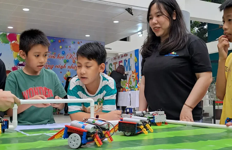stem robotics là gì