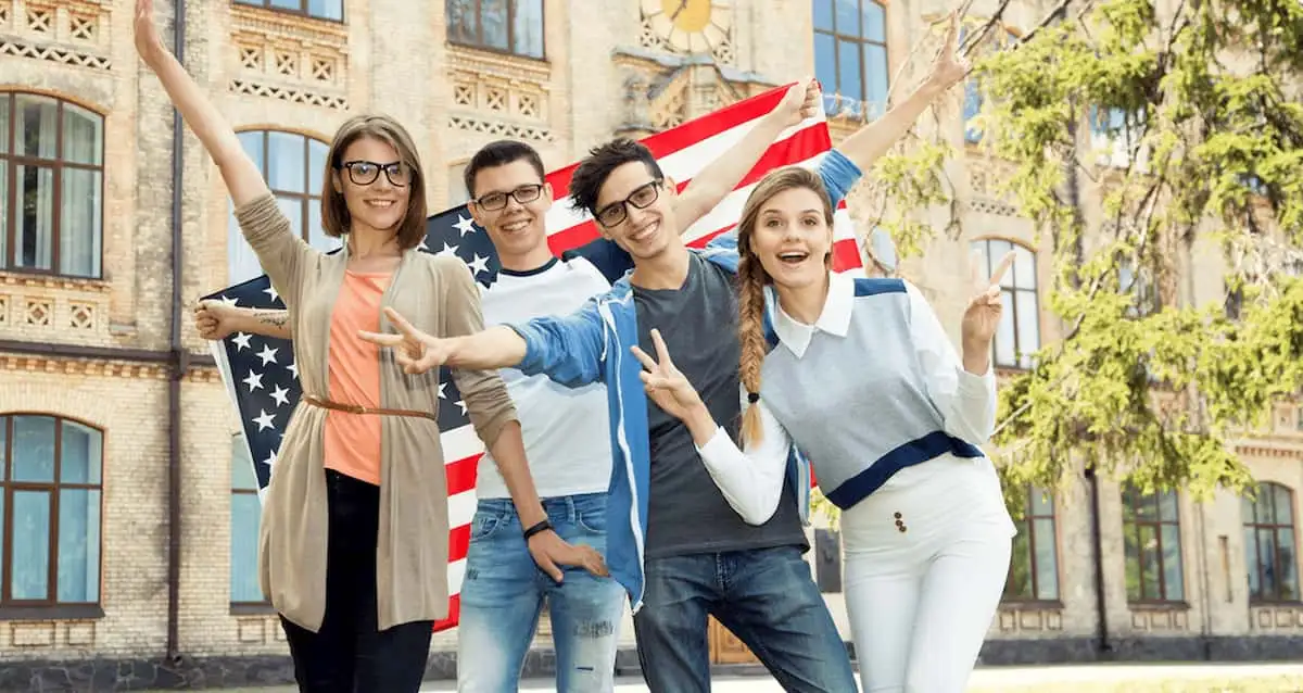 Tiêu Chí Để Chọn Ngành Đi Du Học Phù Hợp