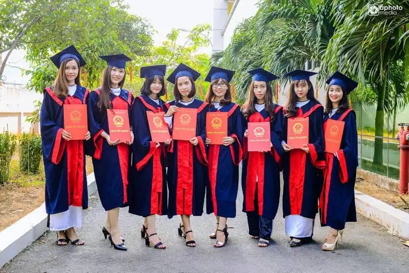 Lời khuyên từ chuyên gia giáo dục & sinh viên đi trước