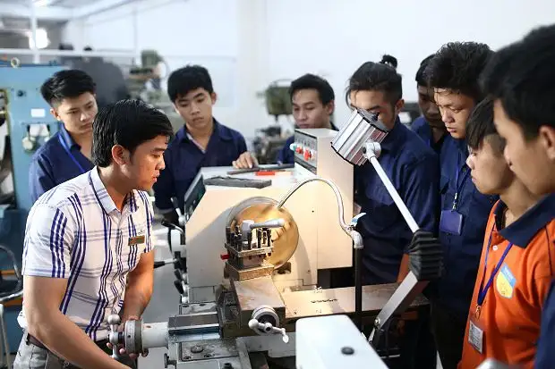 Ngành cơ khí học gì ở đại học?