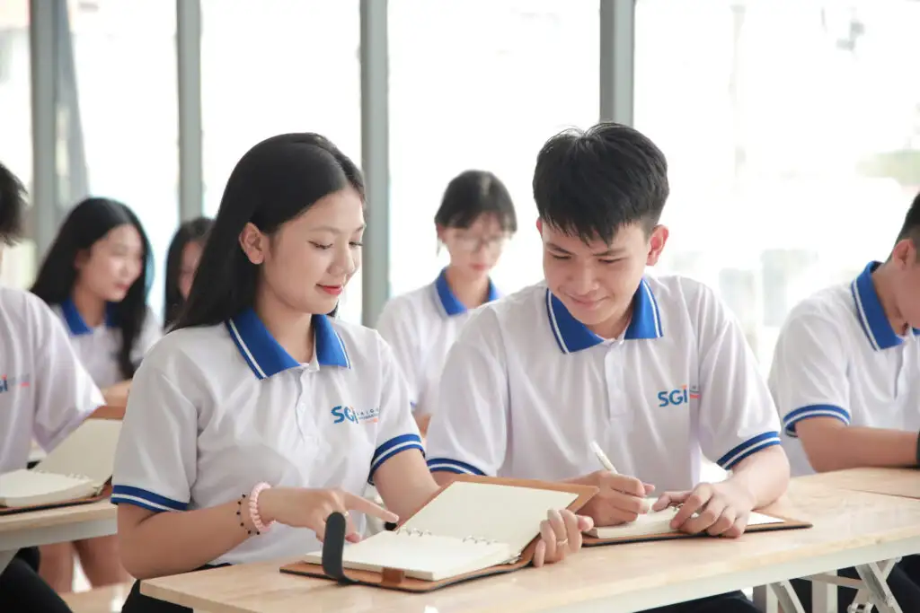  Trung Cấp Quốc Tế Sài Gòn - Trường Trung Cấp Tốt Nhất TPHCM