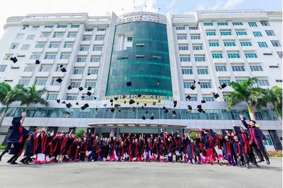 Đại học Kinh Tế - Luật - Trường Đào Tạo Ngành Luật Kinh Tế Nổi Bật TPHCM