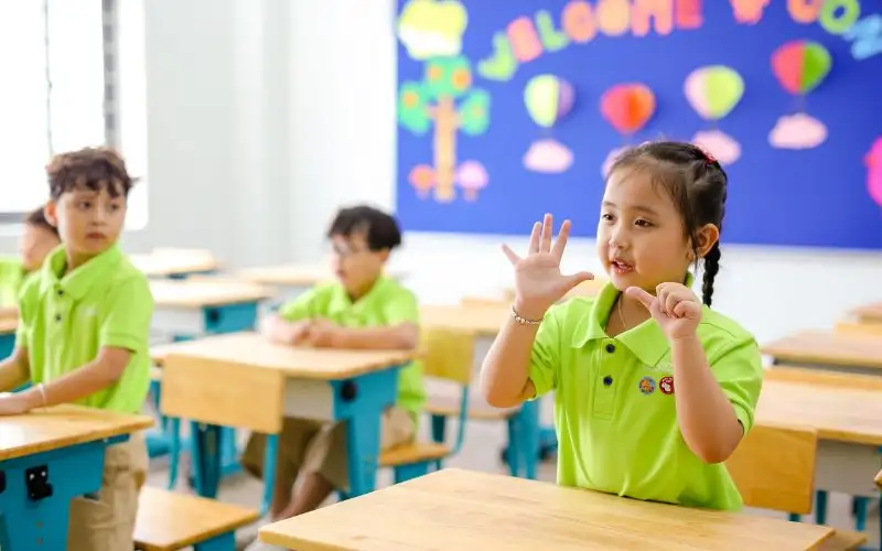 Tiền tiểu học là gì?