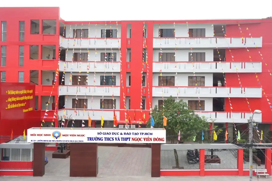 Trường THCS – THPT Ngọc Viễn Đông