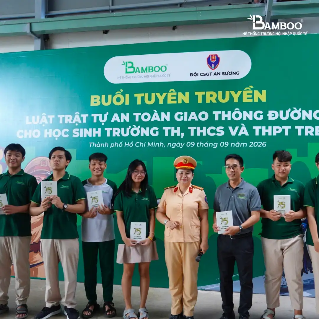 Bamboo Xuân Thới Sơn phối hợp cùng Đội Cảnh sát Giao thông An Sương tổ chức chuyên đề nâng cao kiến thức và ý thức an toàn giao thông cho học sinh THPT.